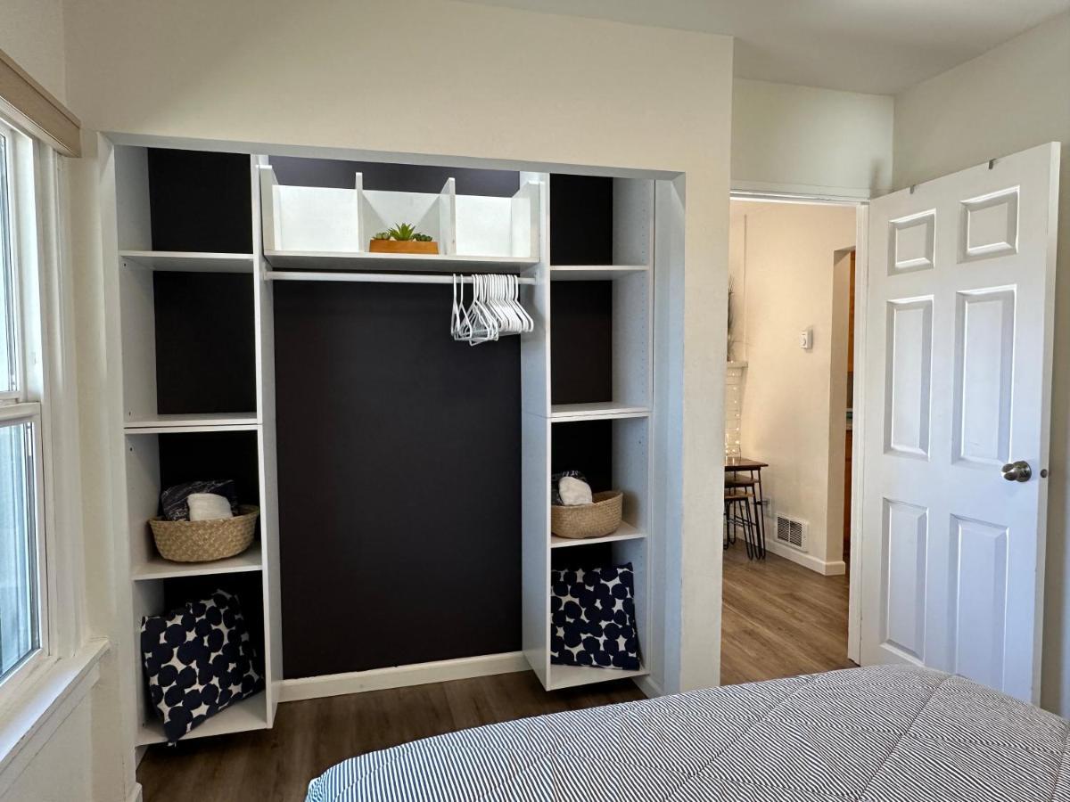 Cozy Home Conveniently Located With King Bed Tacoma Exterior photo