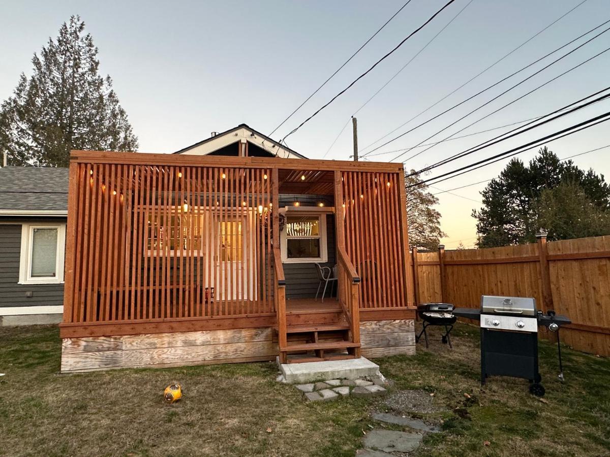 Cozy Home Conveniently Located With King Bed Tacoma Exterior photo